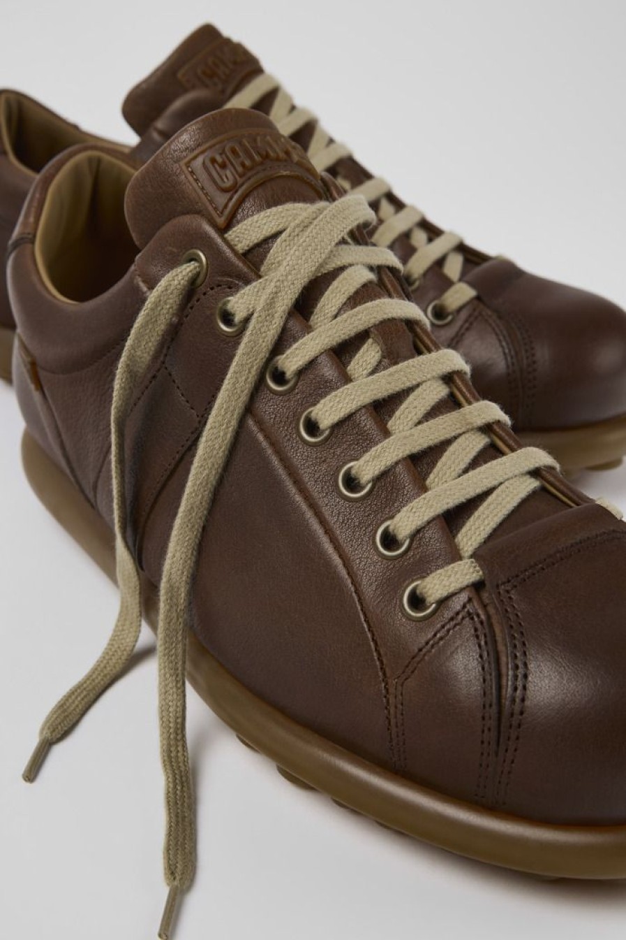 Camper Zapatos Casual | Zapatos Marron Claro De Piel Vegetal Para Hombre